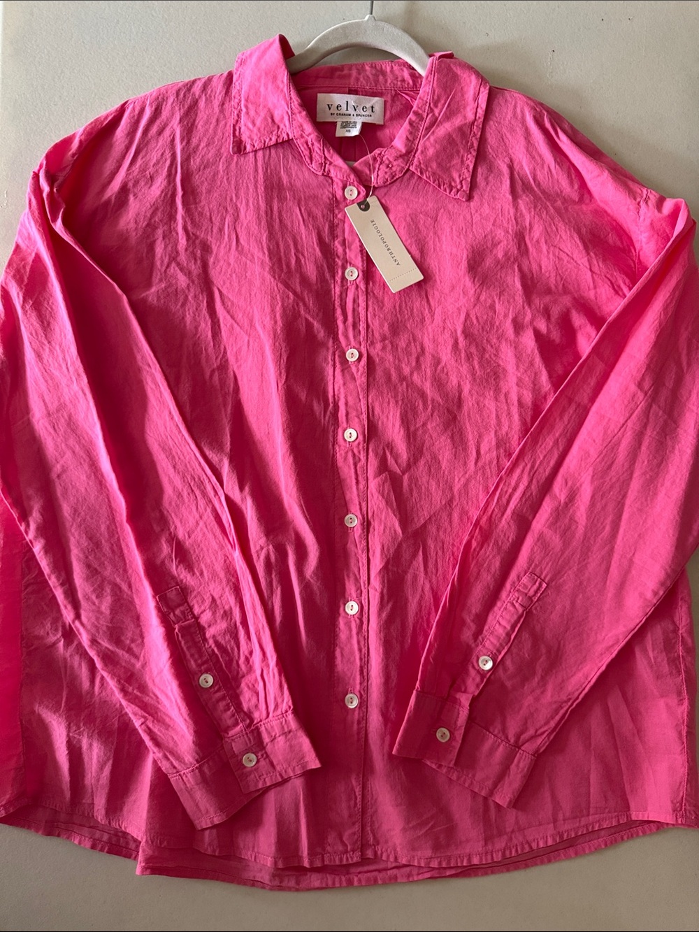 Anthropologie Velvet Women's Bright Pink Long-Sleeve Button-Down Shirt Size S